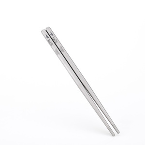 Ti5626 钛便携方筷子 Portable Square Titanium Chopsticks